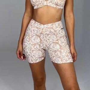 Women's Cream Shorts
